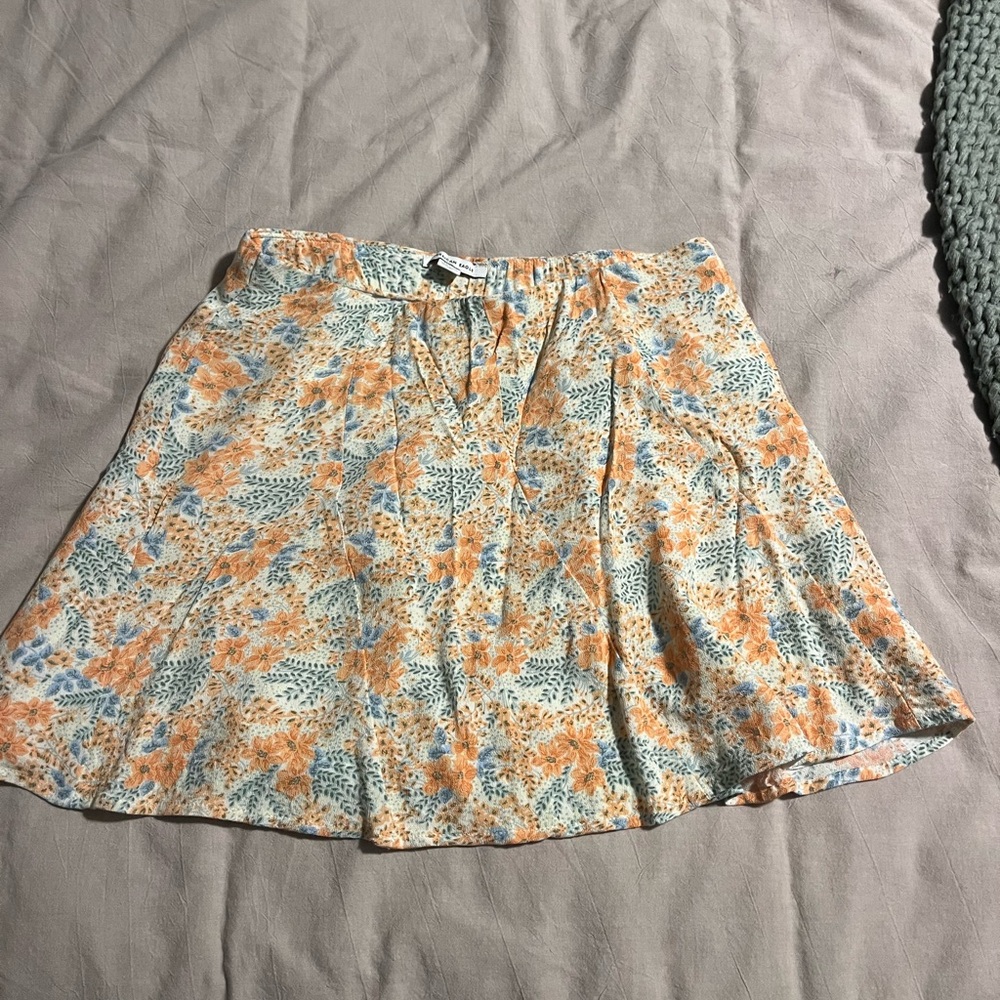 American Eagle Floral Print Skirt